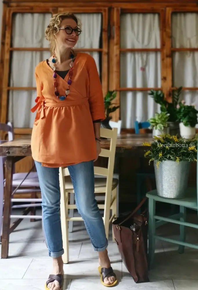 Camicia incrociata in lino arancio con maniche (Ref. 305) camicia donna