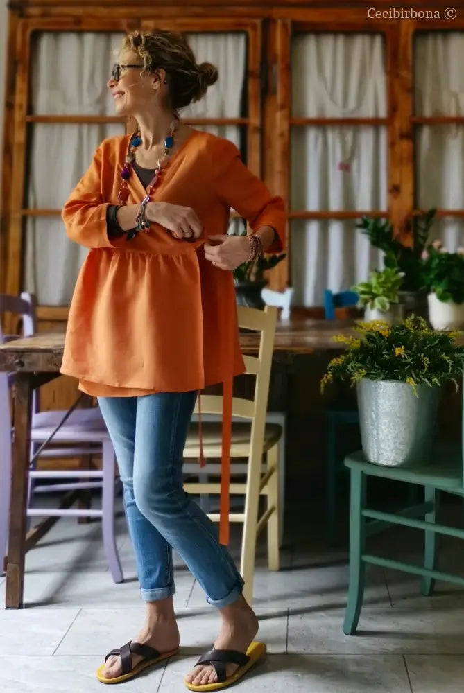 Camicia incrociata in lino arancio con maniche (Ref. 305) camicia donna