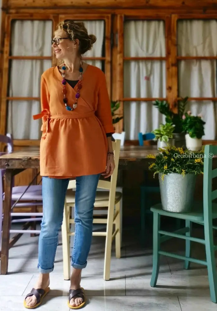 Camicia incrociata in lino arancio con maniche (Ref. 305) camicia donna