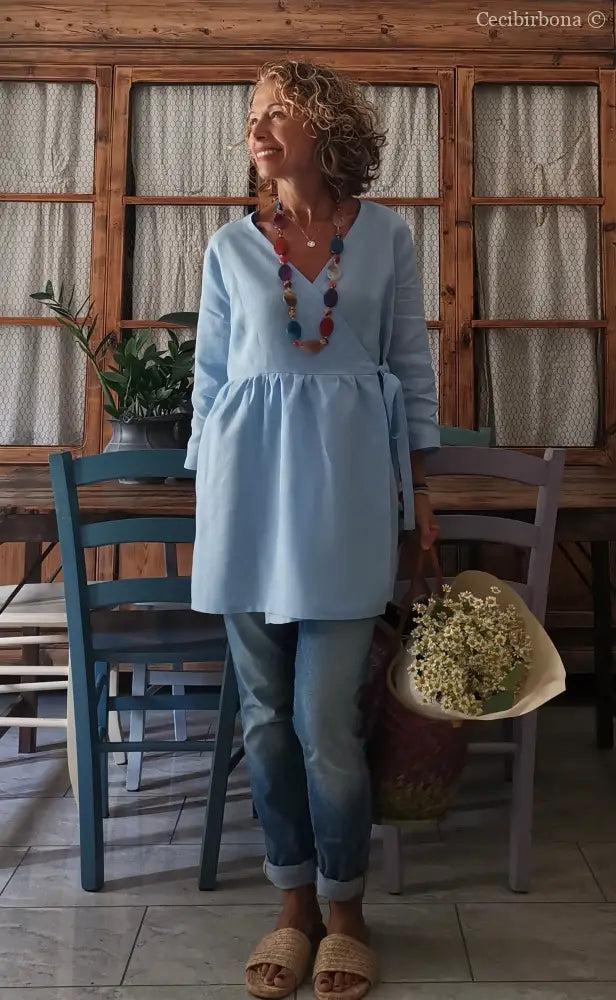 Camicia incrociata in lino celeste con maniche (Ref. 118) camicia donna