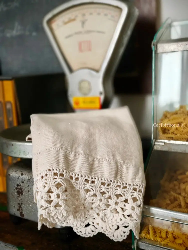 Canovaccio con bordi all’uncinetto accessori cucina