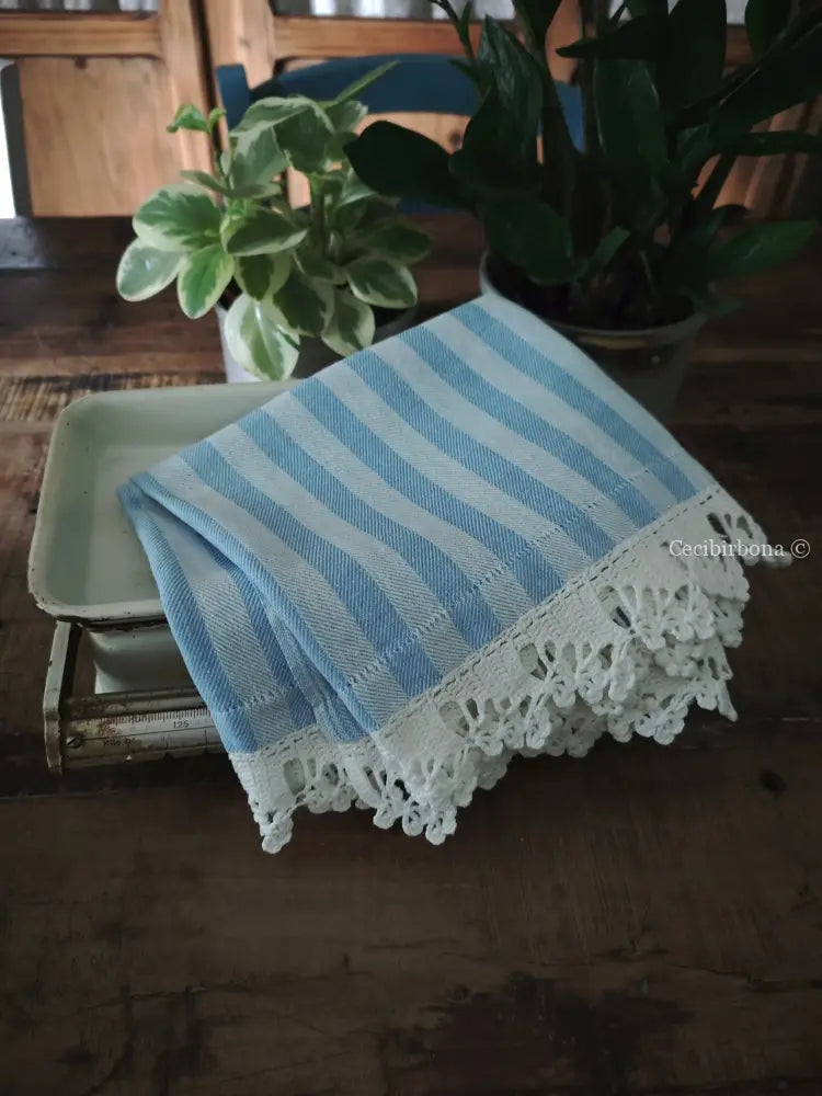 Canovaccio con bordi all’uncinetto accessori cucina