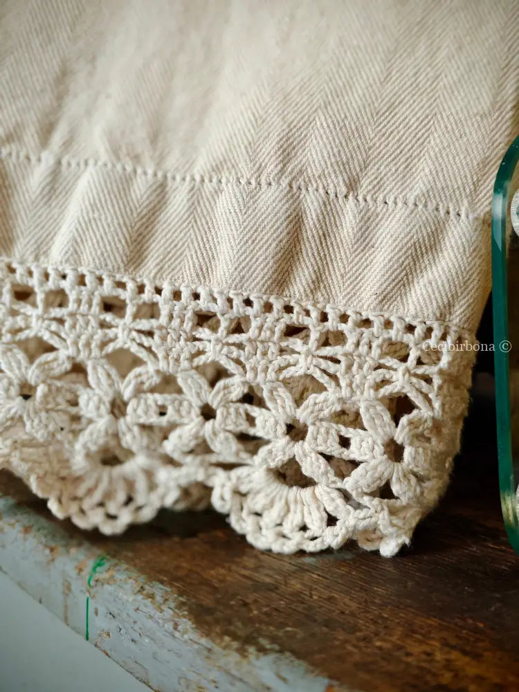 Canovaccio con bordi all’uncinetto accessori cucina