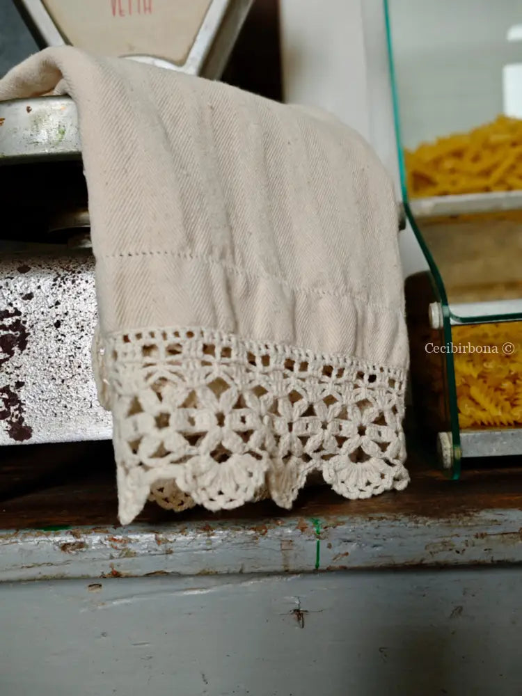 Canovaccio con bordi all’uncinetto accessori cucina