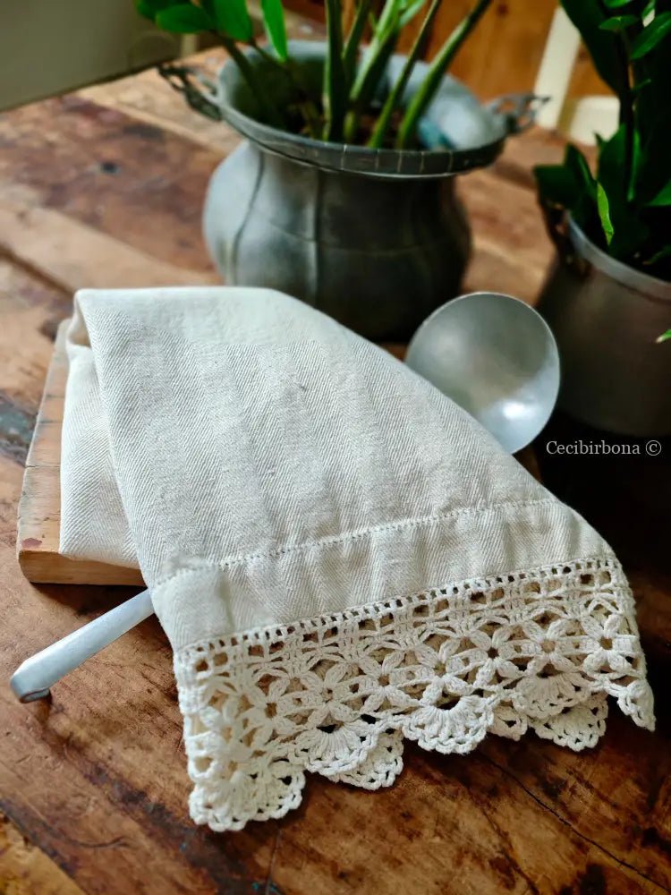 Canovaccio con bordi all’uncinetto accessori cucina