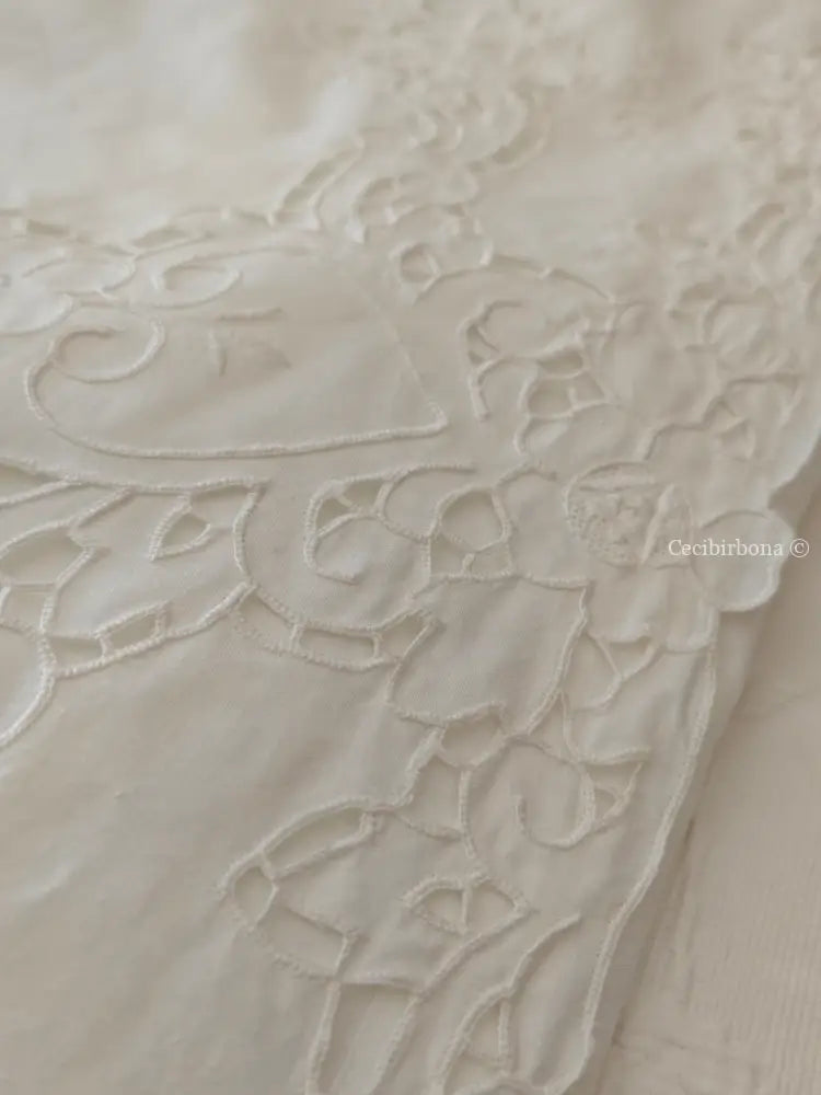 Completo lenzuolo matrimoniale ricamato con federe Lenzuolo matrimoniale rifamato