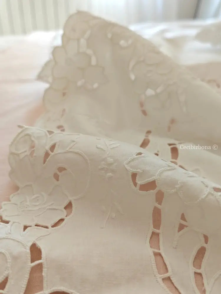 Completo lenzuolo matrimoniale ricamato con federe Lenzuolo matrimoniale rifamato