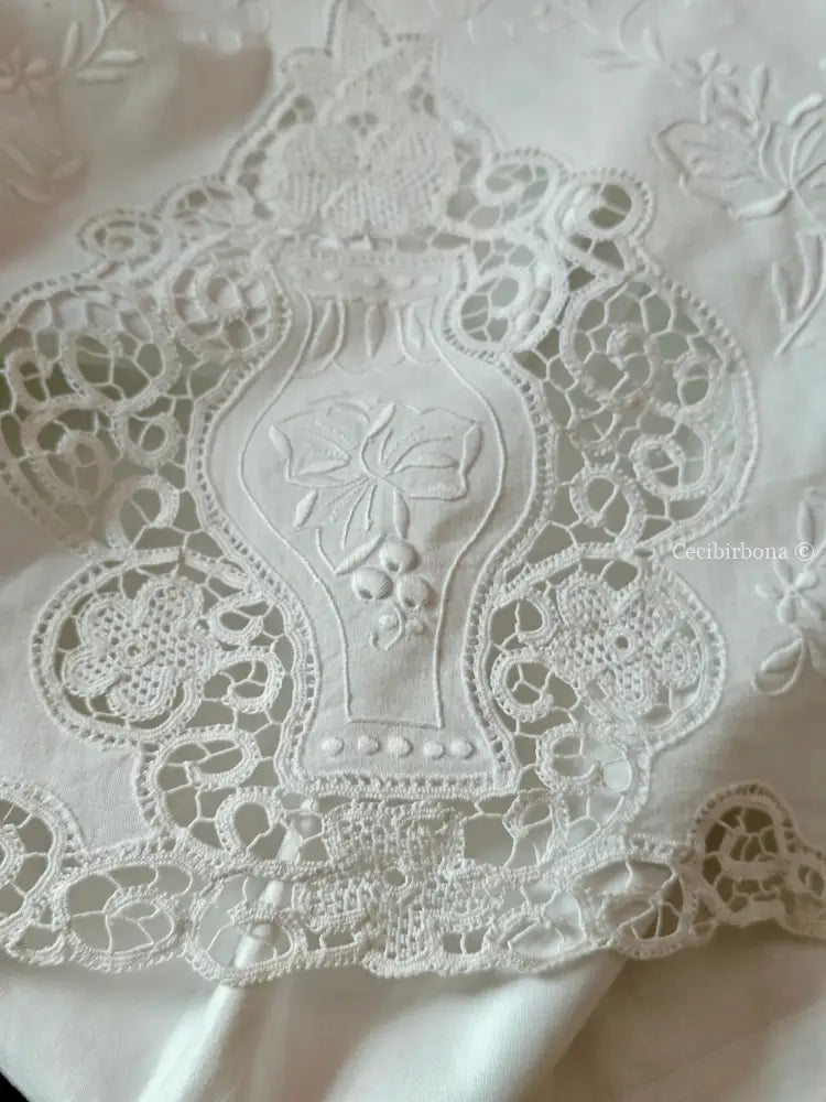 Completo lenzuolo matrimoniale ricamato con federe Lenzuolo matrimoniale rifamato