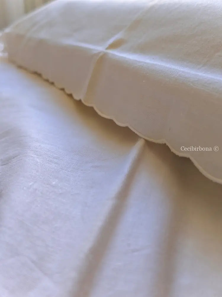 Completo lenzuolo matrimoniale ricamato con federe Lenzuolo matrimoniale rifamato