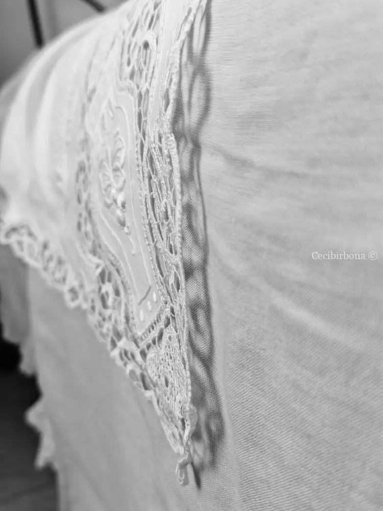 Completo lenzuolo matrimoniale ricamato con federe Lenzuolo matrimoniale rifamato