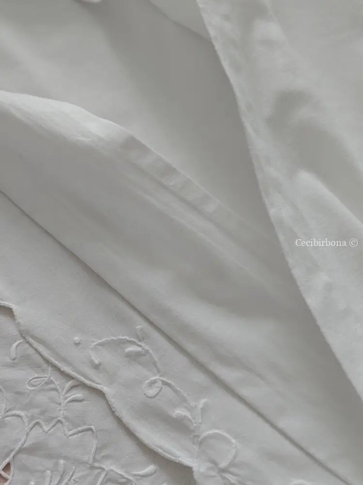 Completo lenzuolo matrimoniale ricamato con uva Lenzuolo matrimoniale ricamato