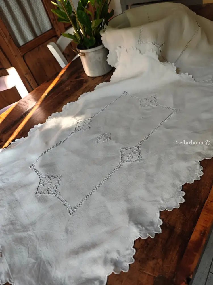 Coppia di federe antiche in lino con ricamo smerlo e monogramma NS biancheria antica per la casa