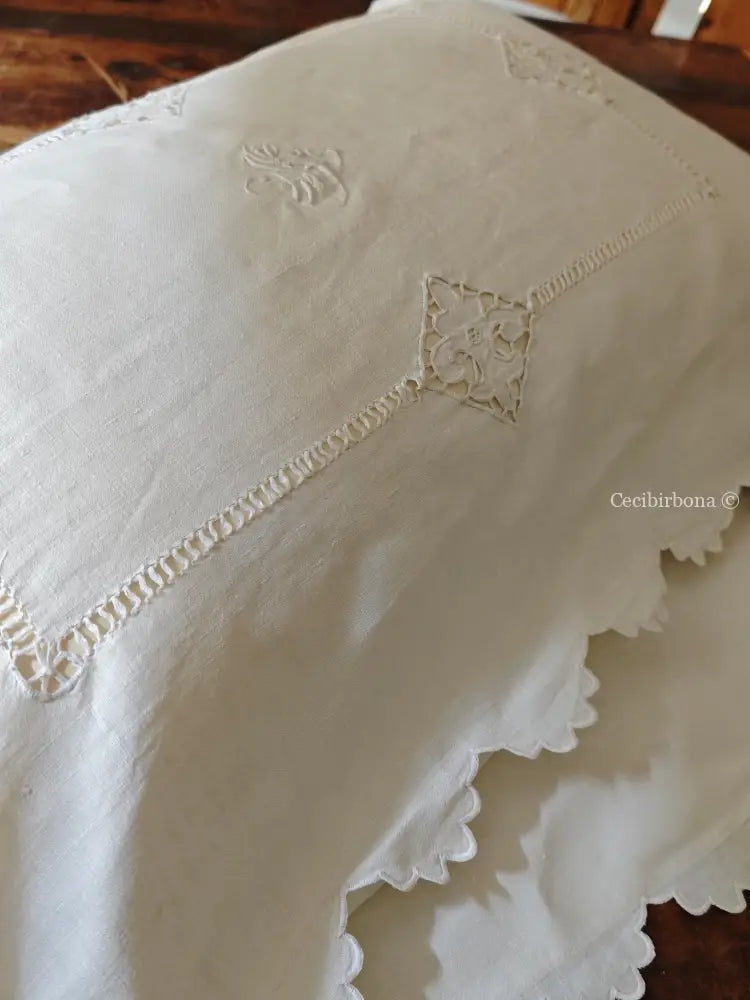 Coppia di federe antiche in lino con ricamo smerlo e monogramma NS biancheria antica per la casa