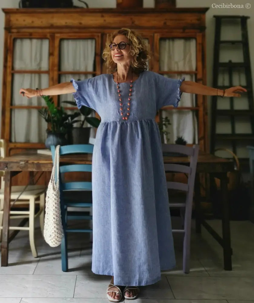 Disponibile in preordine Abito con maniche in lino azzurro abito donna