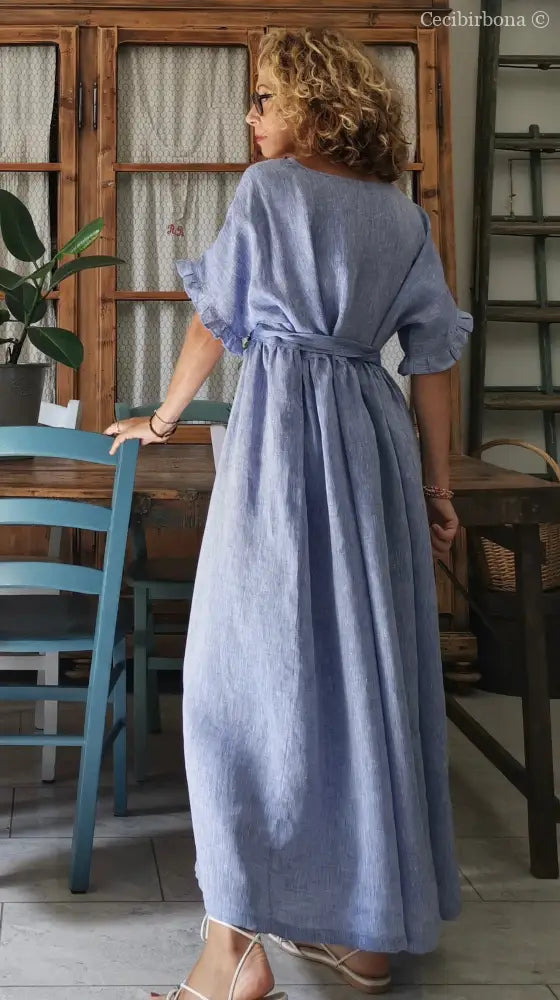 Disponibile in preordine Abito con maniche in lino azzurro abito donna
