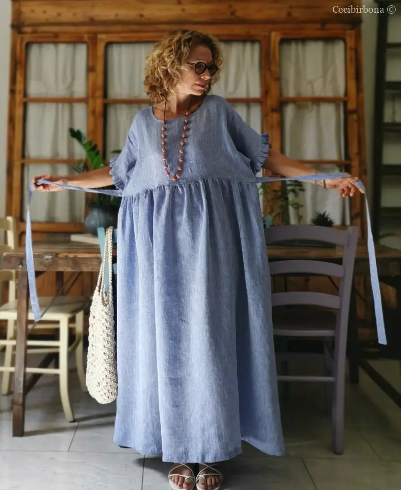 Disponibile in preordine Abito con maniche in lino azzurro abito donna