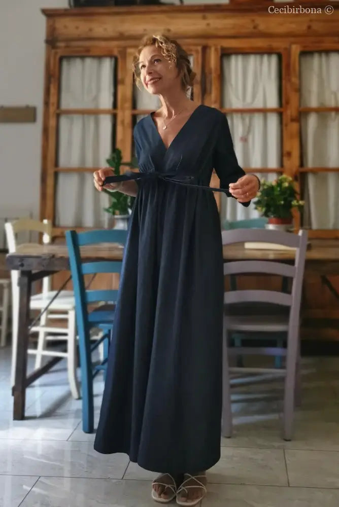 DISPONIBILE IN PREORDINE Abito estivo con maniche in chambray blu scuro abito donna