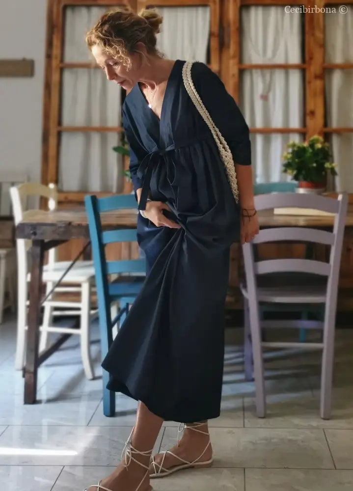 DISPONIBILE IN PREORDINE Abito estivo con maniche in chambray blu scuro abito donna