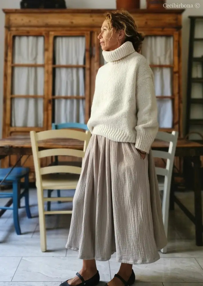 DISPONIBILE IN PREORDINE Gonna in mussola di cotone beige con cinturino elastico e tasche gonna donna