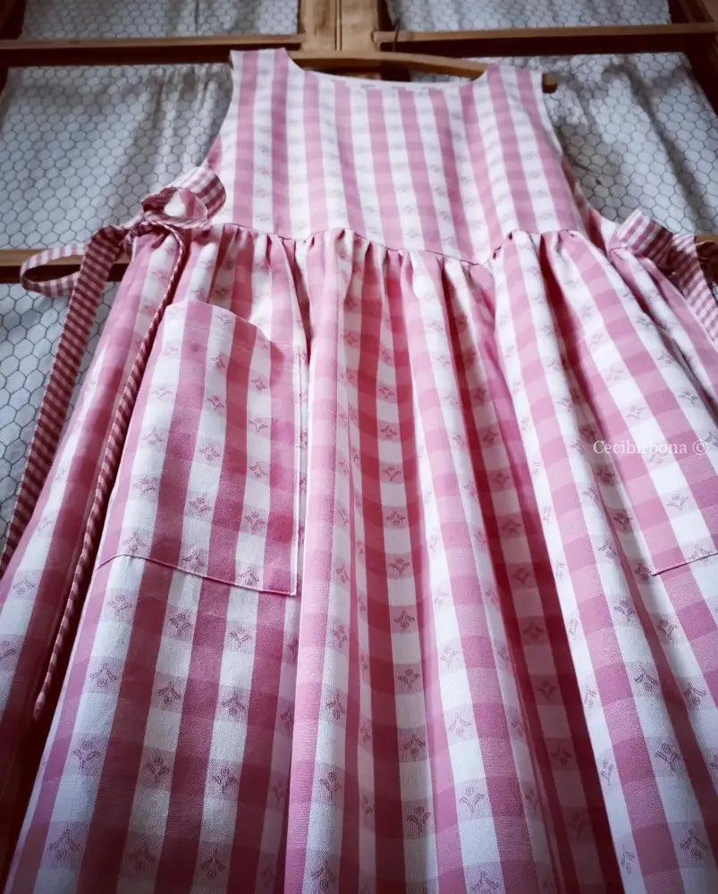 DISPONIBILE IN PREORDINE Grembiule da cucina in cotone a quadri rosa (Rif. 83) grembiule donna tessuti moderni