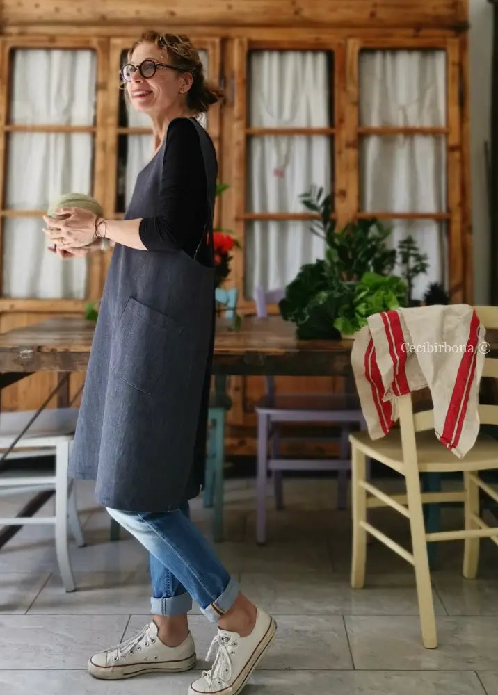 Disponibile in preordine Il grembiule da cucina in denim blu in stile giapponese grembiule donna tessuti moderni