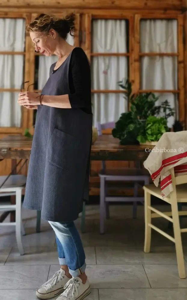 Disponibile in preordine Il grembiule da cucina in denim blu in stile giapponese grembiule donna tessuti moderni