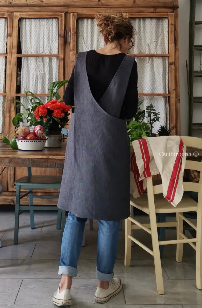 Disponibile in preordine Il grembiule da cucina in denim blu in stile giapponese grembiule donna tessuti moderni
