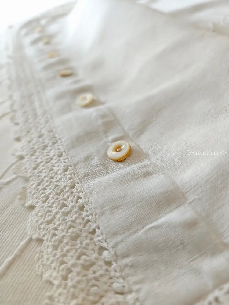 Federe in lino antico con monogramma RV e bordo all’uncinetto biancheria antica per la casa