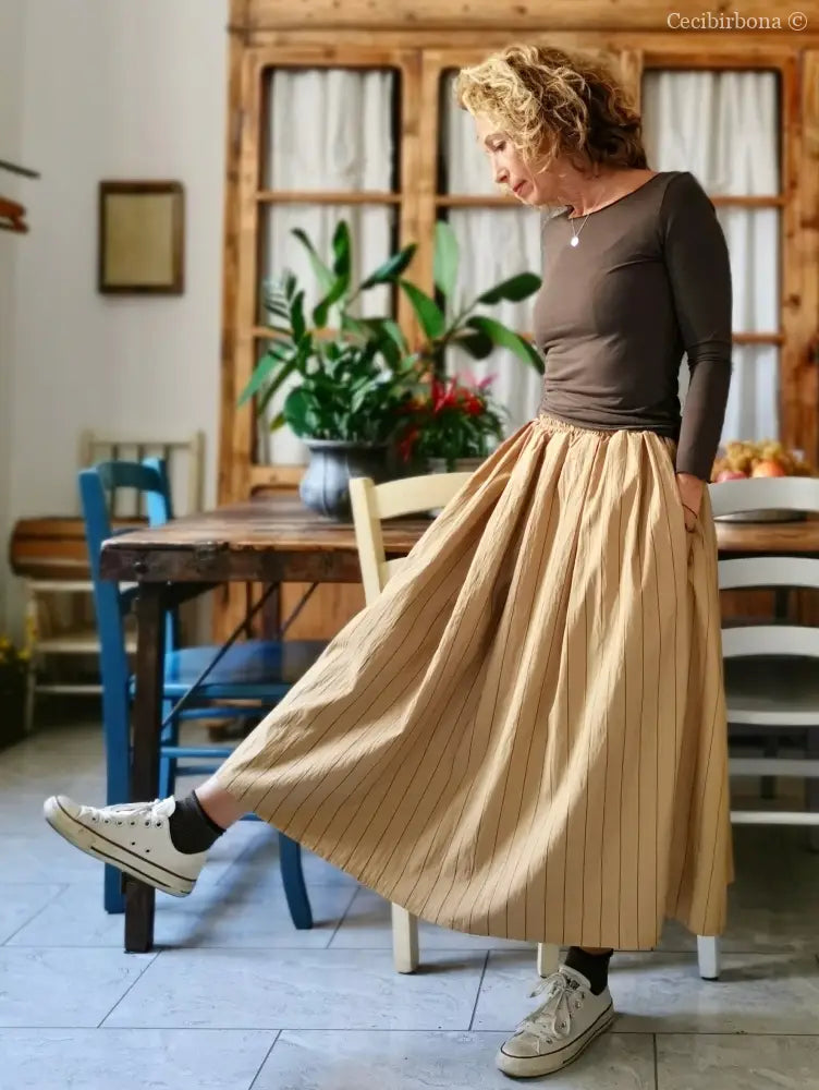 Gonna in cotone beige con cinturino elastico e tasche gonna donna