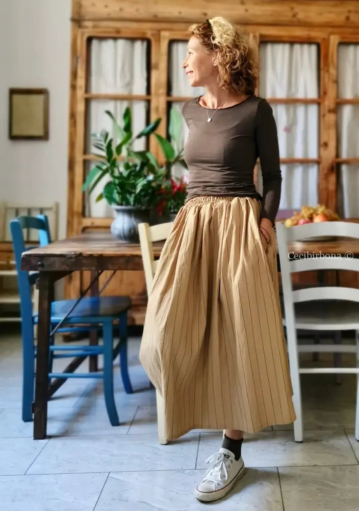 Gonna in cotone beige con cinturino elastico e tasche gonna donna