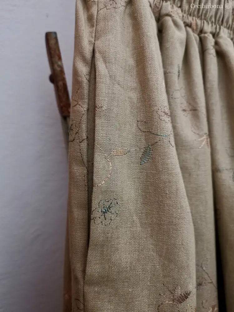 Gonna in lino ricamato con elastico e tasche (Ref. 303) gonna donna