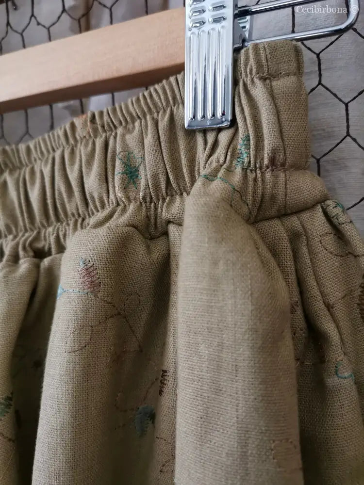 Gonna in lino ricamato con elastico e tasche (Ref. 303) gonna donna