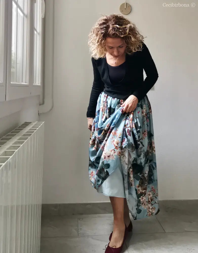 Gonna lunga in viscosa celeste a fiori (Ref. 105) gonna donna