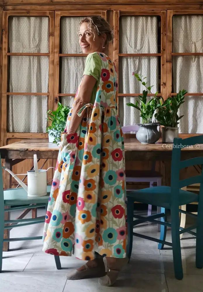 Grembiule a fiori colorati (Ref. 328) grembiule donna tessuti moderni