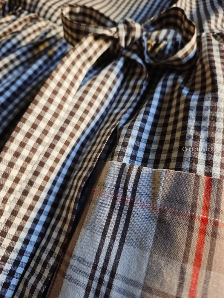 Grembiule a quadrettini marroni (Ref. 438) grembiule donna tessuti moderni