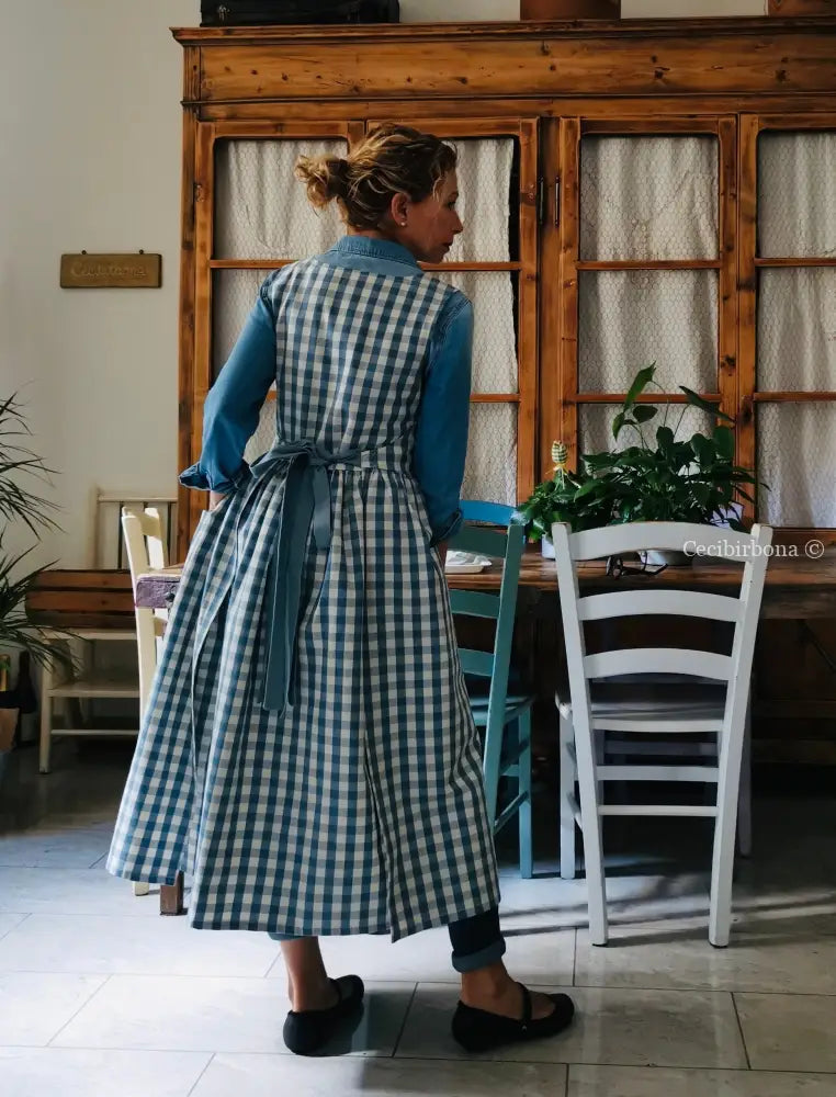 Grembiule a quadri azzurro polveroso (Ref. 398) grembiule donna tessuti moderni