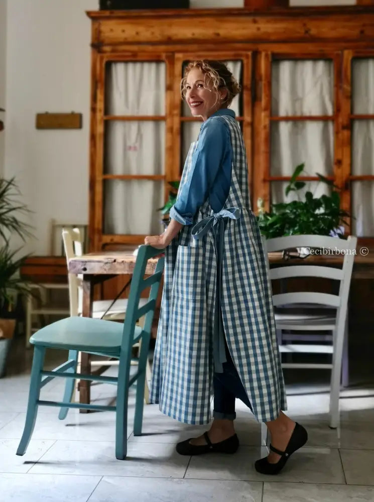 Grembiule a quadri azzurro polveroso (Ref. 398) grembiule donna tessuti moderni