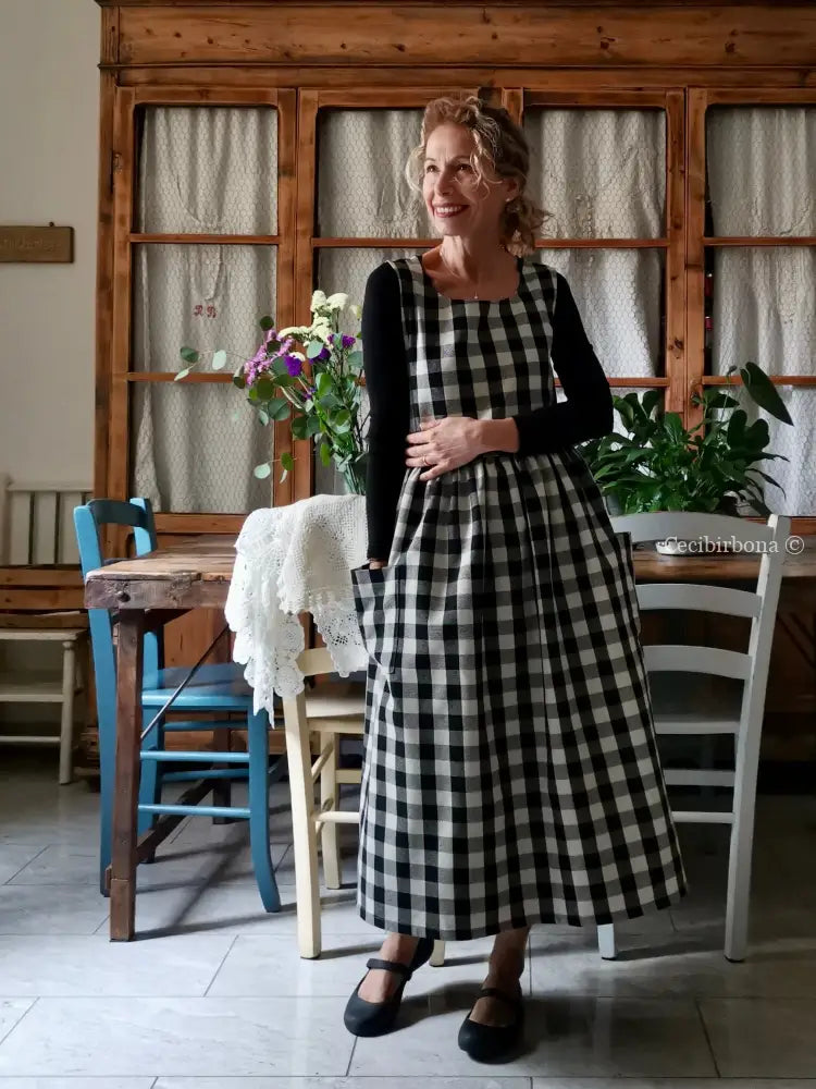 Grembiule a quadri neri (Ref. 396) grembiule donna tessuti moderni