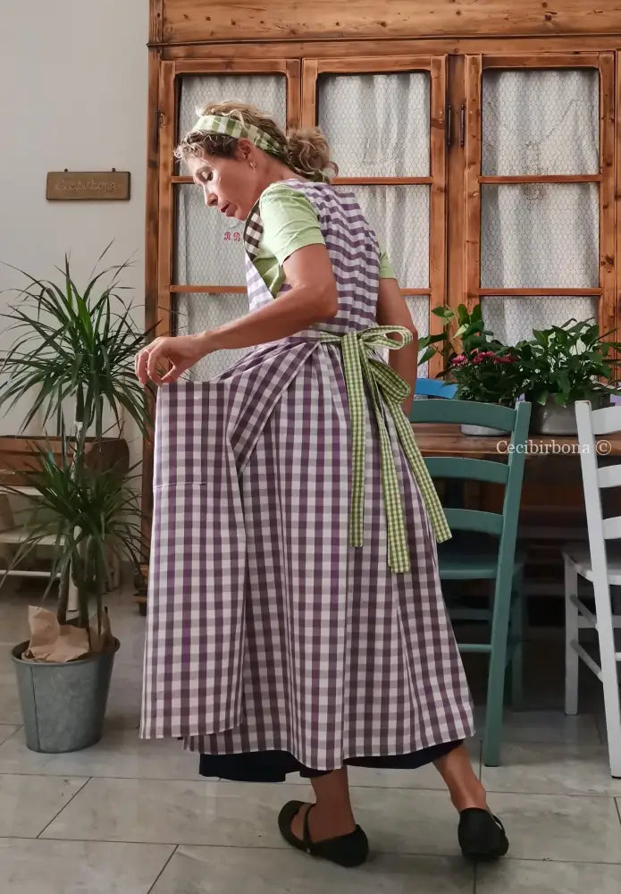 Grembiule a quadri viola (Ref. 418) grembiule donna tessuti moderni