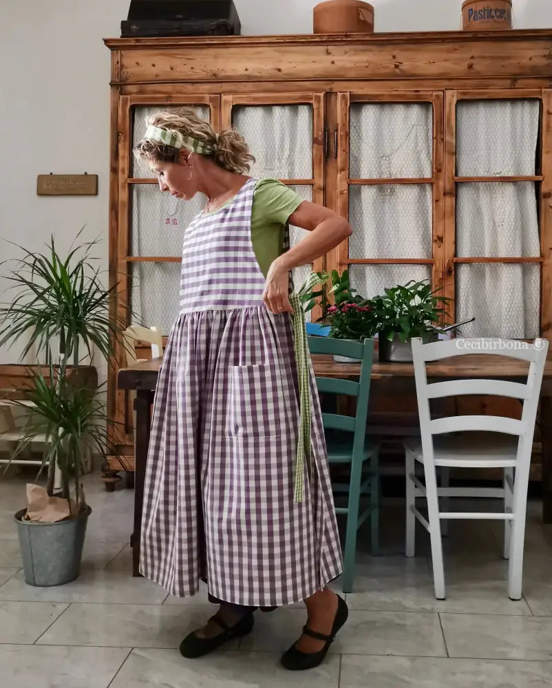 Grembiule a quadri viola (Ref. 418) grembiule donna tessuti moderni