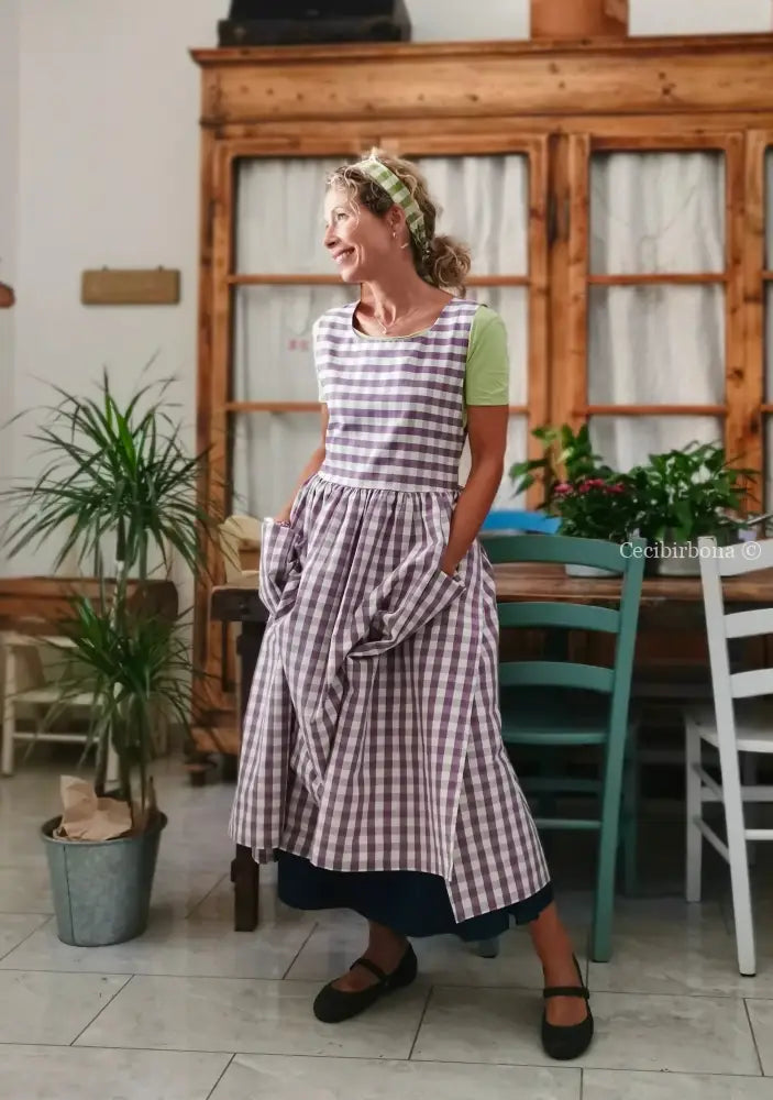 Grembiule a quadri viola (Ref. 418) grembiule donna tessuti moderni