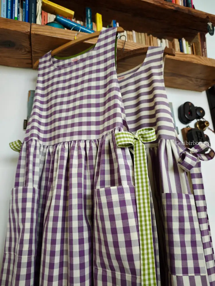 Grembiule a quadri viola (Ref. 418) grembiule donna tessuti moderni