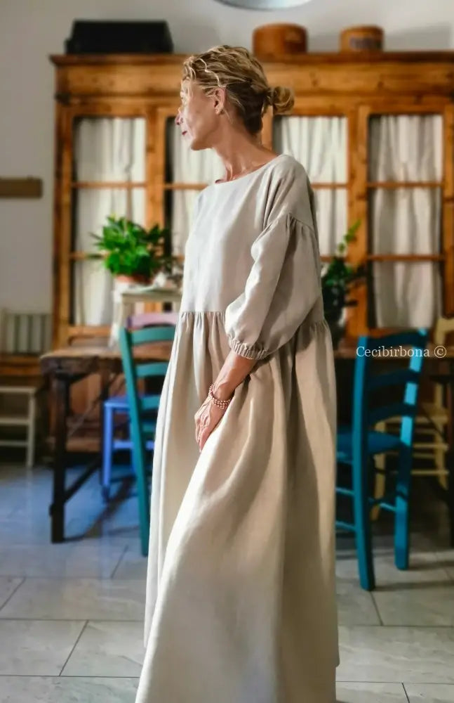 Grembiule abito con maniche e apertura posteriore (Ref. 307) grembiule donna tessuti moderni