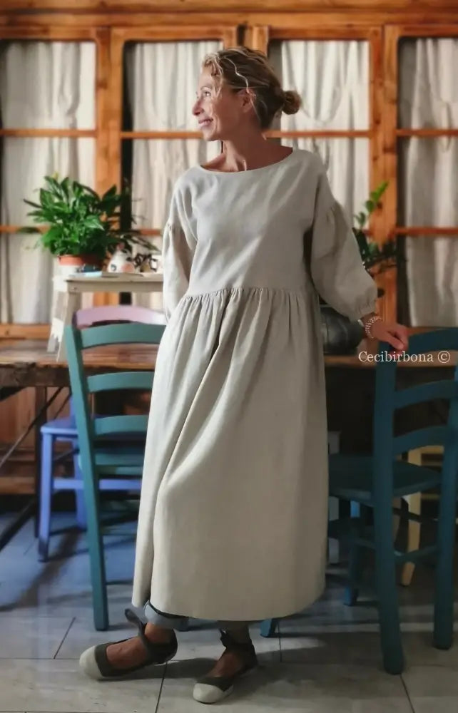 Grembiule abito con maniche e apertura posteriore (Ref. 307) grembiule donna tessuti moderni