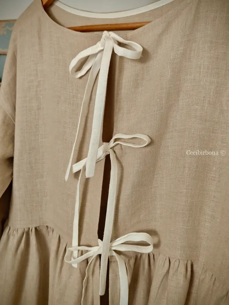 Grembiule abito con maniche e apertura posteriore (Ref. 307) grembiule donna tessuti moderni