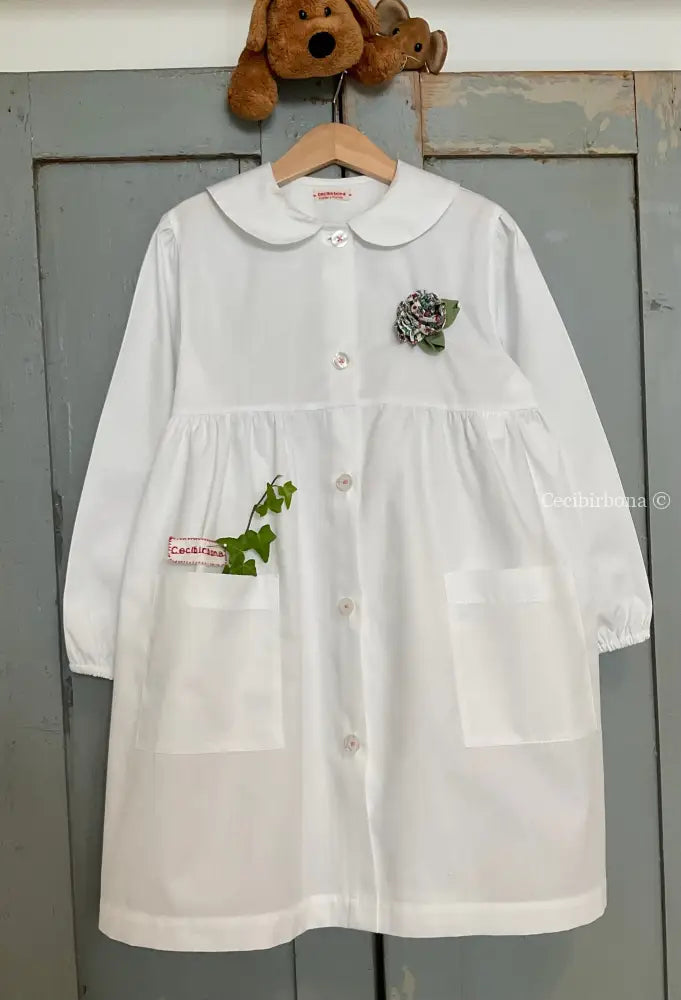 Grembiule bianco collo tondo bouquet di fiori per scuola materna ed elementare - grembiulino asilo ed elementari per