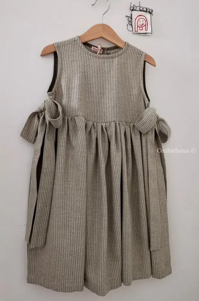 Grembiule bimba senza maniche abito bimba