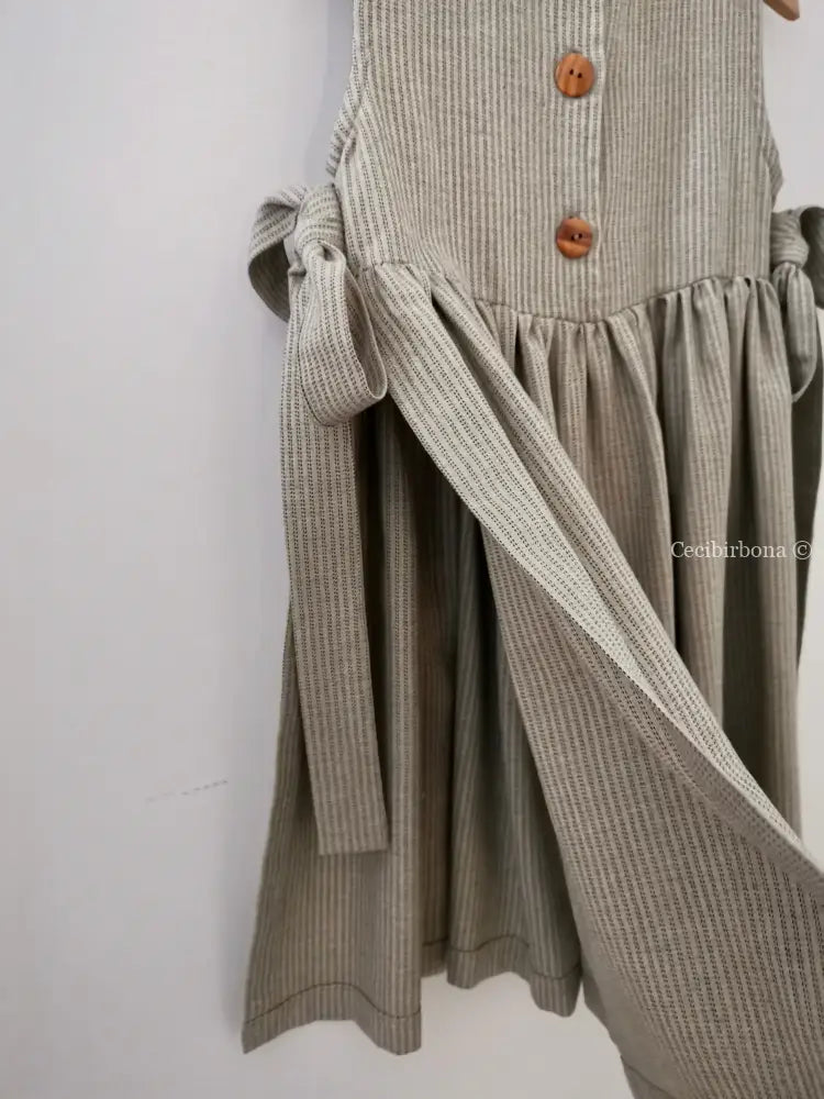 Grembiule bimba senza maniche abito bimba