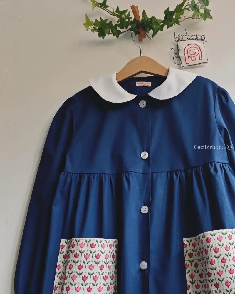 Grembiule blu con i tulipani rosa grembiule scuola bimba