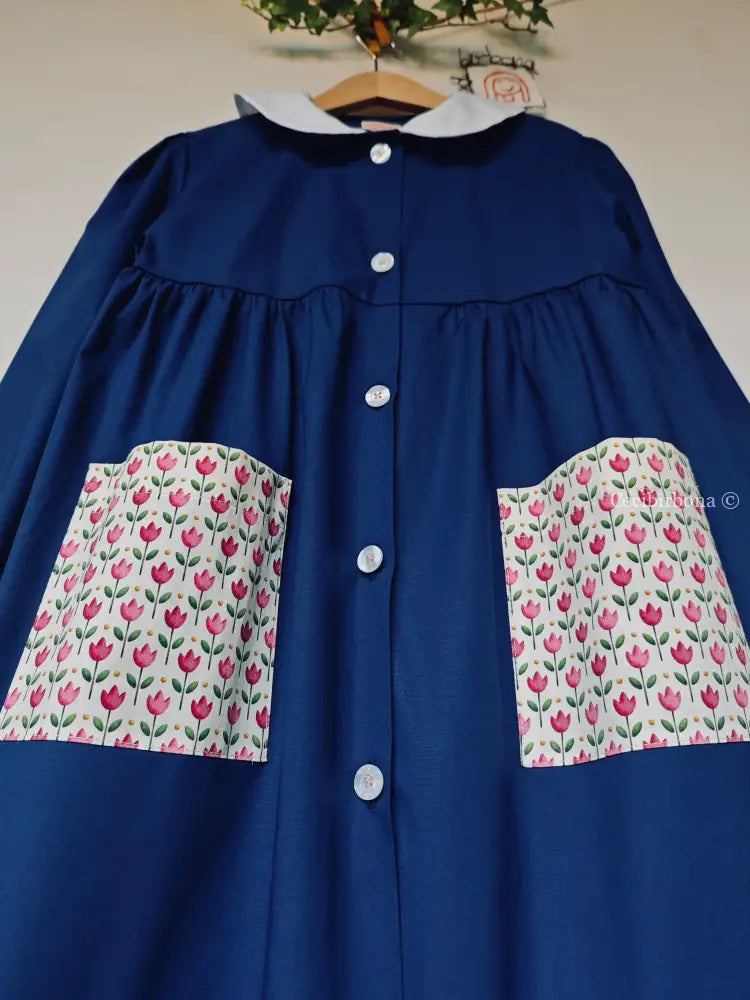 Grembiule blu con i tulipani rosa grembiule scuola bimba